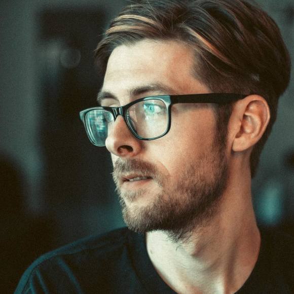 Meet your Posher, Andrew - Picture 1 of 1